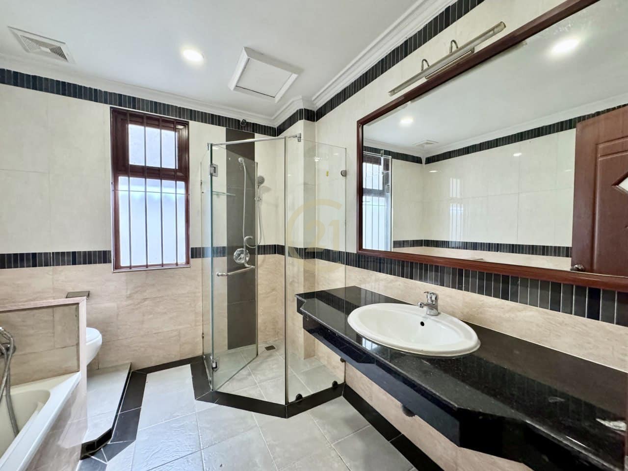 Modern 2 Bedroom For Rent At BKK1