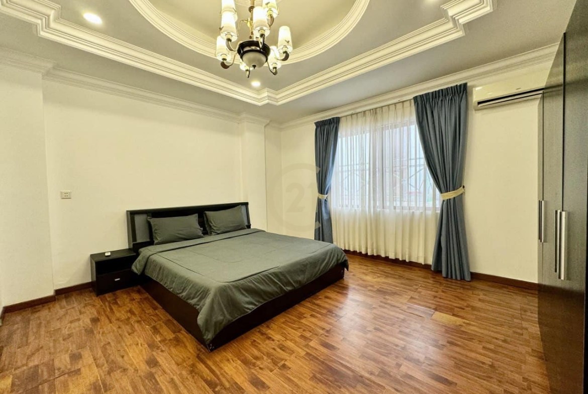 Modern 2 Bedroom For Rent At BKK1