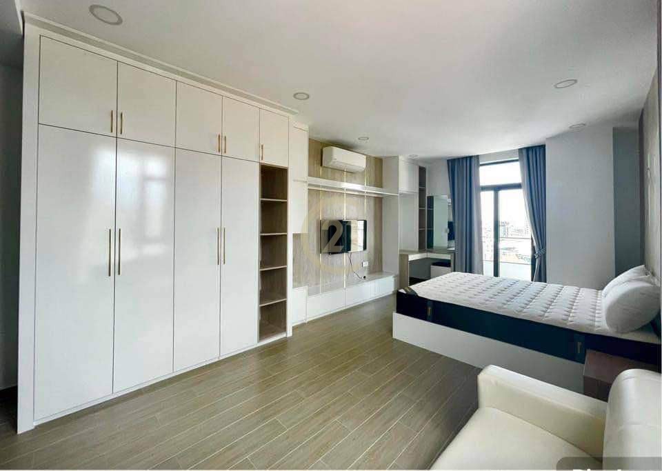 Nice Studio Room For Rent At Olympic