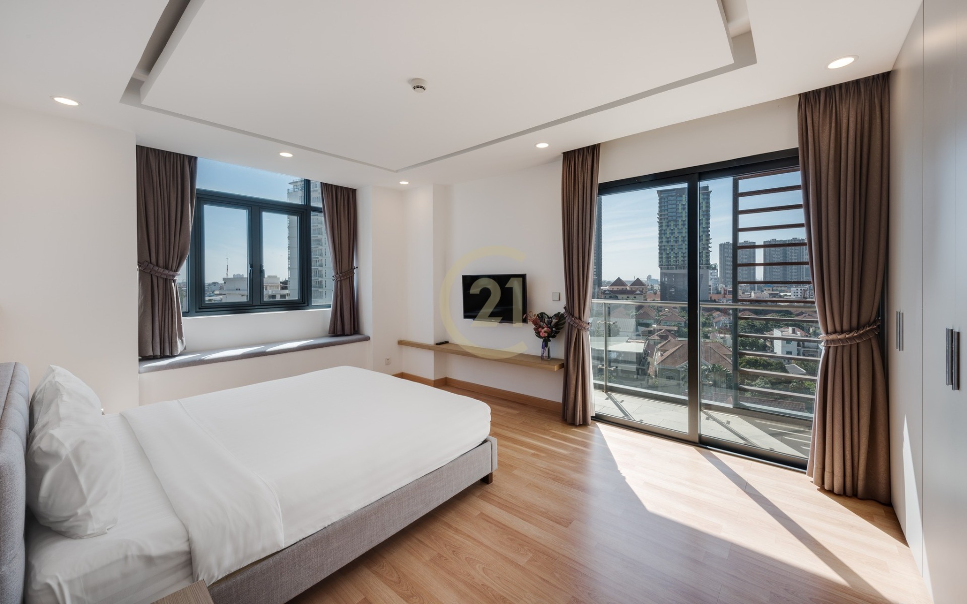 Nice Two Bedroom For Rent At Chamkar Morn