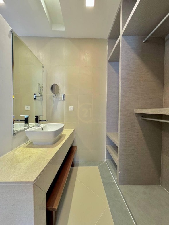 Nice two bedroom for rent with fully furniture