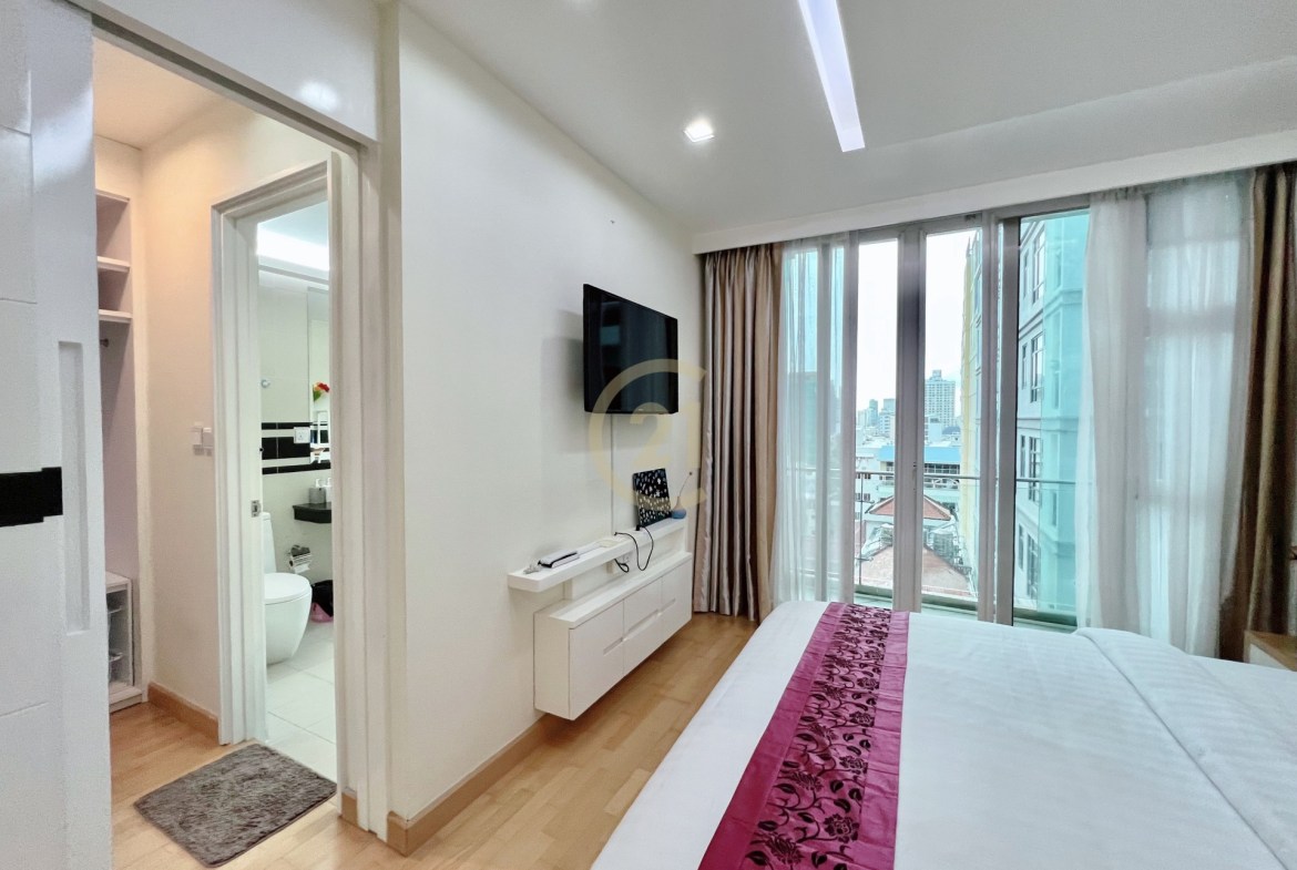 Luxury 03 Bedroom for rent at BKK1