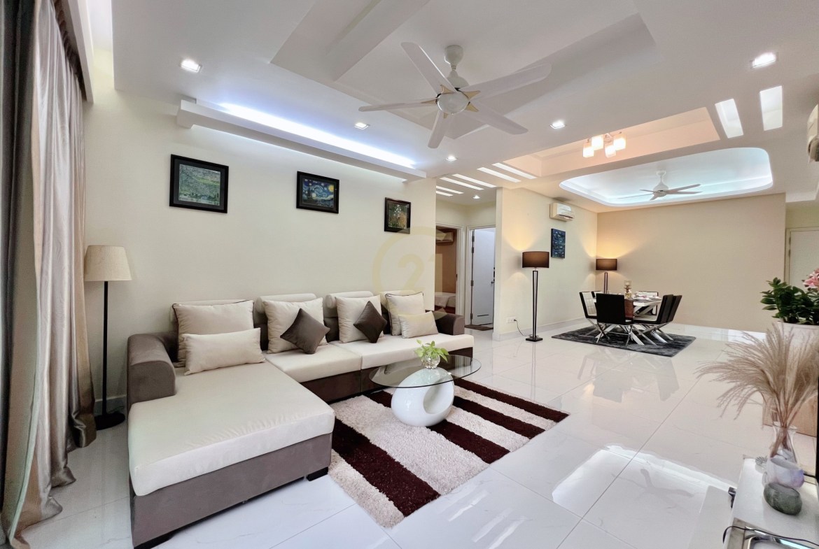 Luxury 03 Bedroom for rent at BKK1