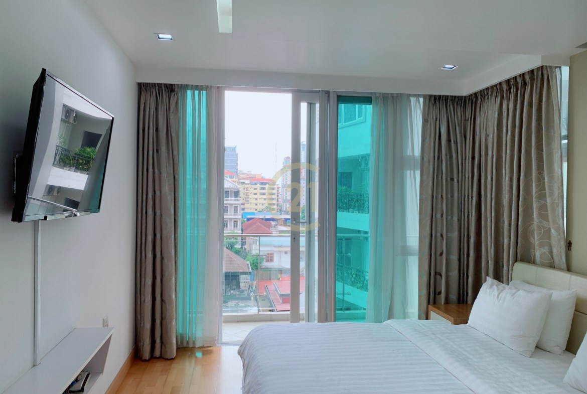 Luxury 03 Bedroom for rent at BKK1