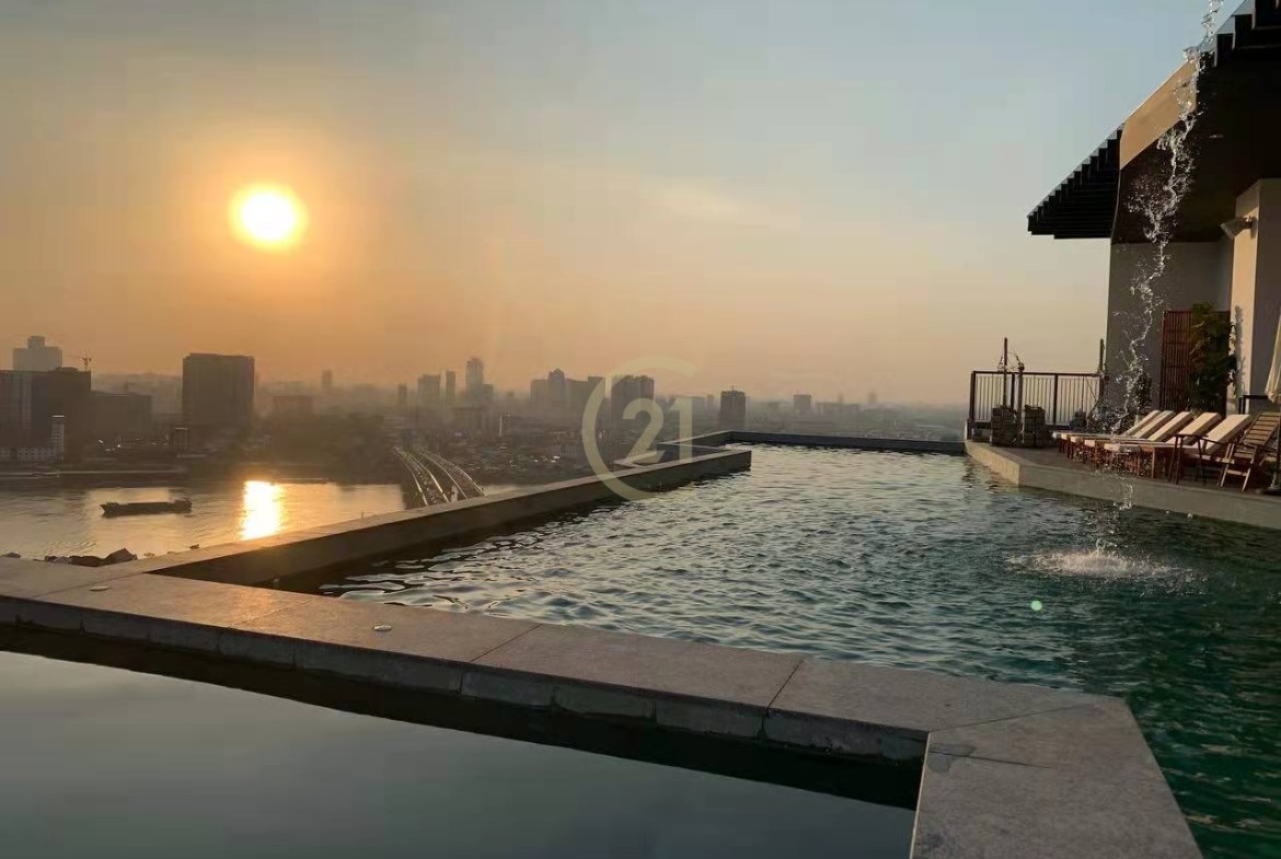 The Peninsula Private Residences