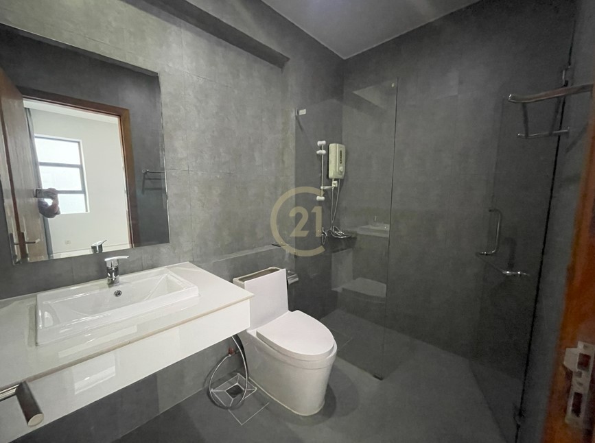 Lovely Villa For Rent At Villa Town 