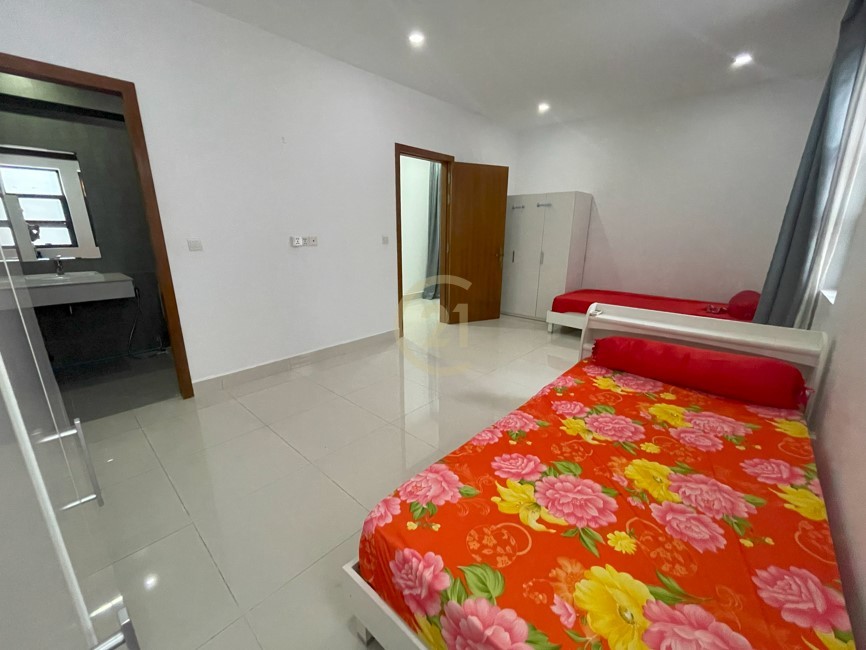 Lovely Villa For Rent At Villa Town 