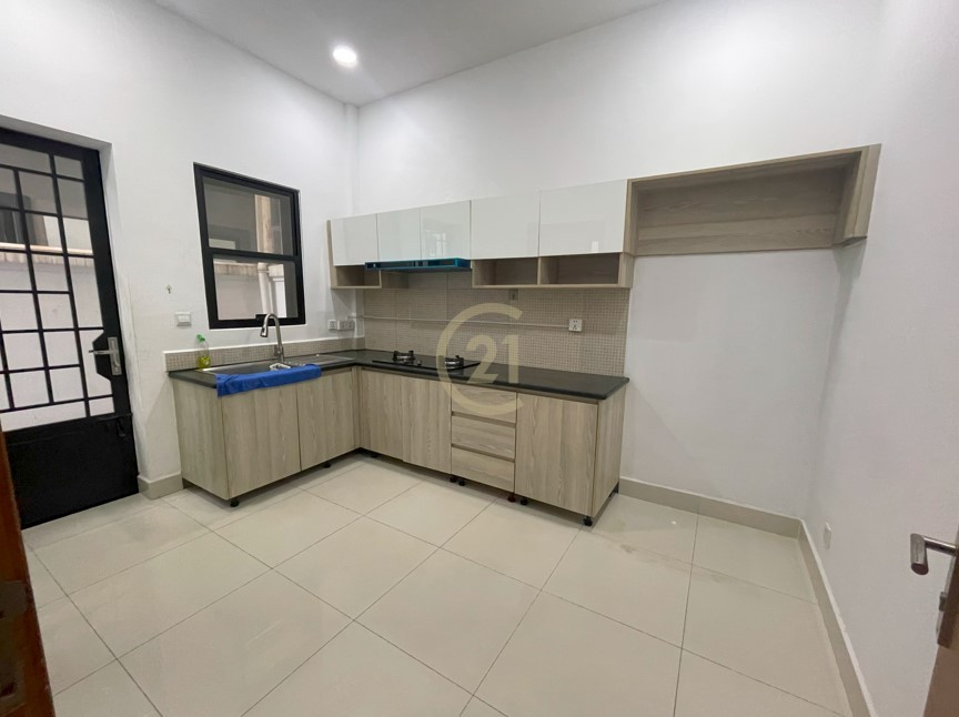 Lovely Villa For Rent At Villa Town 