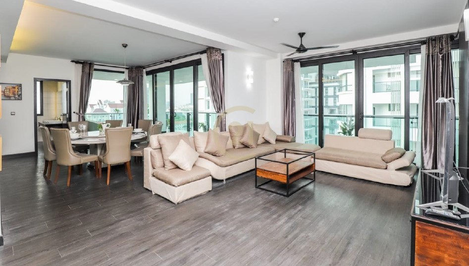 Lovely 03 Bedroom For Rent At Tonle Bassac