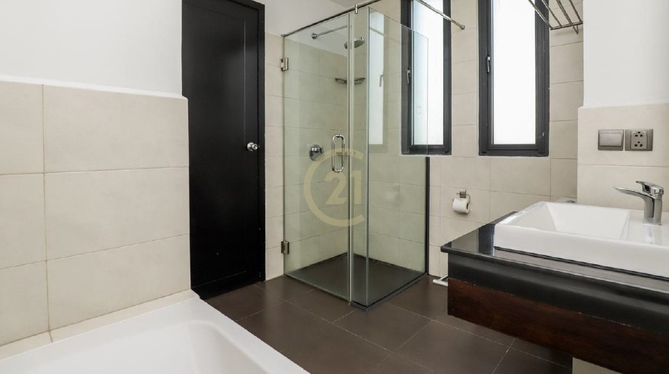 Lovely 03 Bedroom For Rent At Tonle Bassac