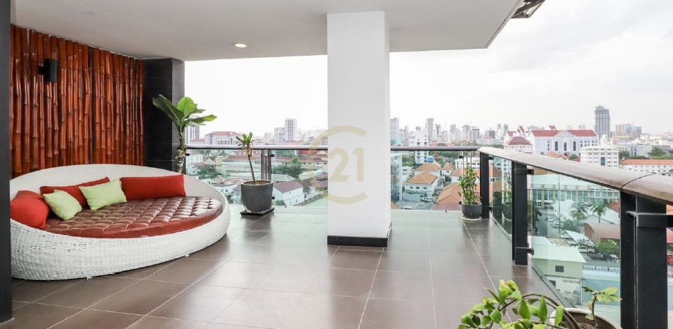 Lovely 03 Bedroom For Rent At Tonle Bassac