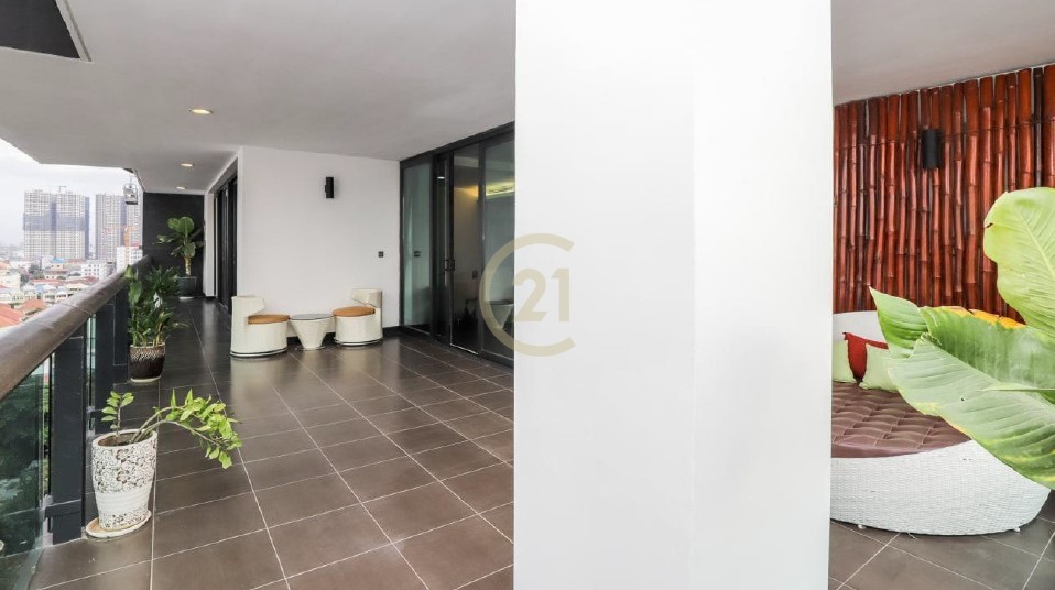 Lovely 03 Bedroom For Rent At Tonle Bassac