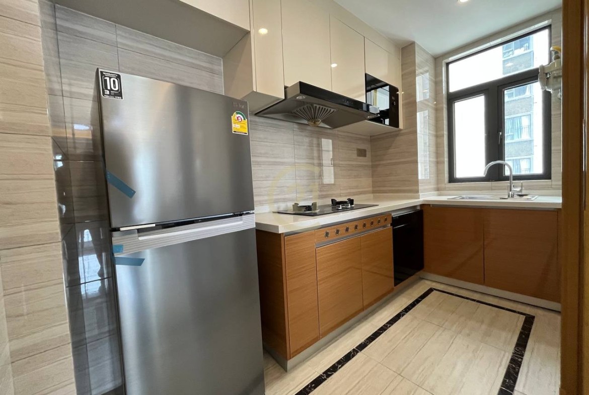 Brand new Two bedroom for rent at R&F