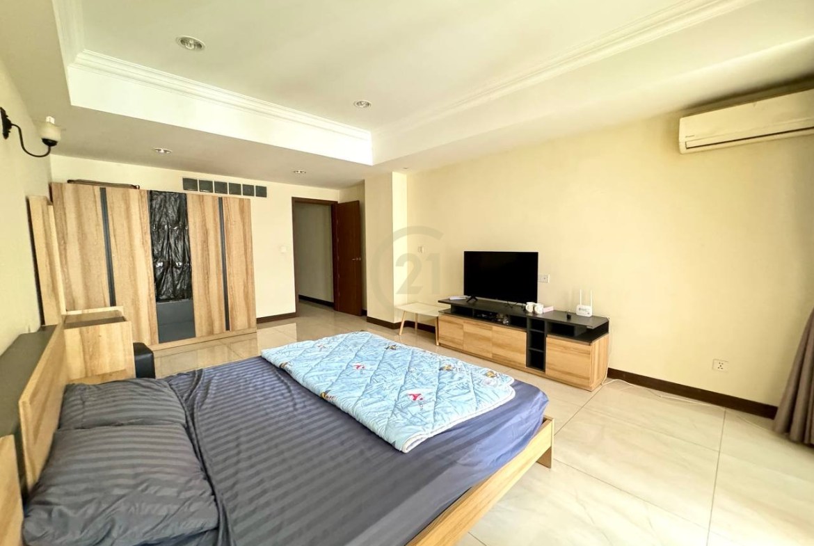 Special 1 Bedroom For Rent at Tonle Bassac