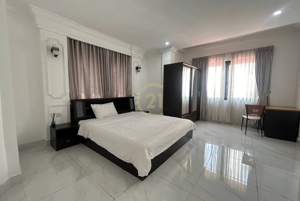 Nice 4 Bedroom For Rent At BKK1