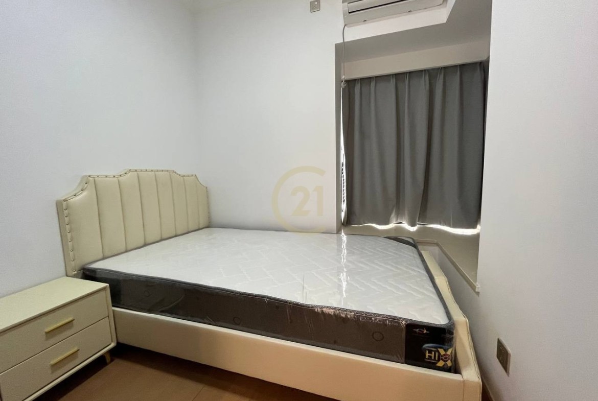 Brand new Two bedroom for rent at R&F