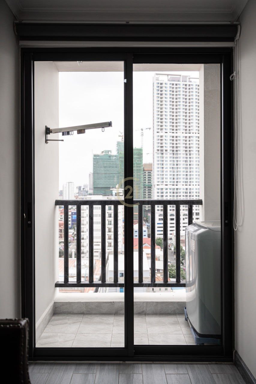 Modern One Bedroom For Rent At BKK2