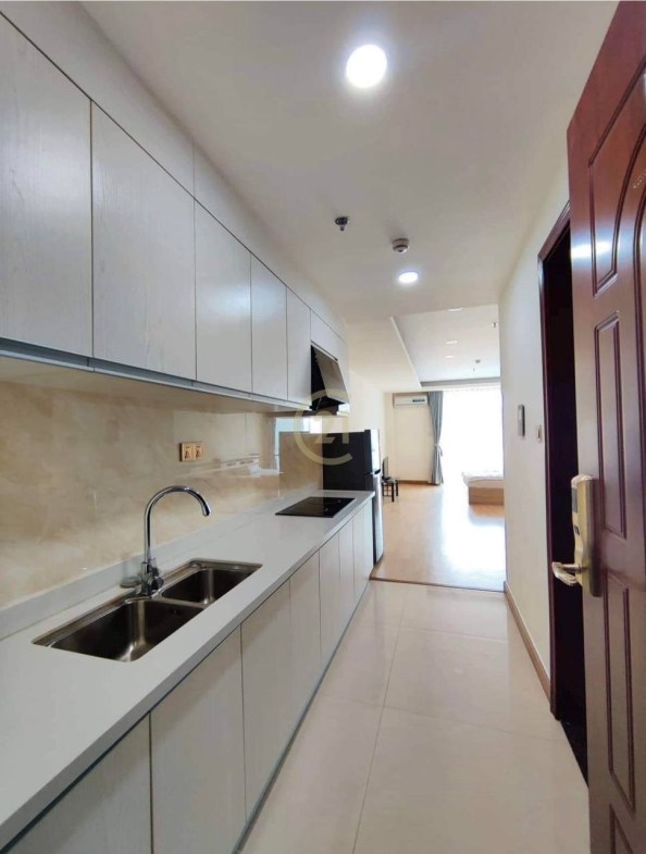 Condo Studio for Rent at Olympia city