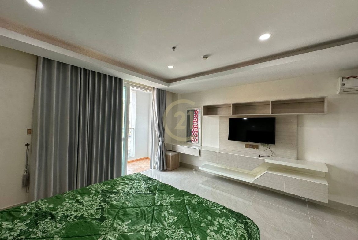 Nice Studio Condo for Rent at 7 Makara