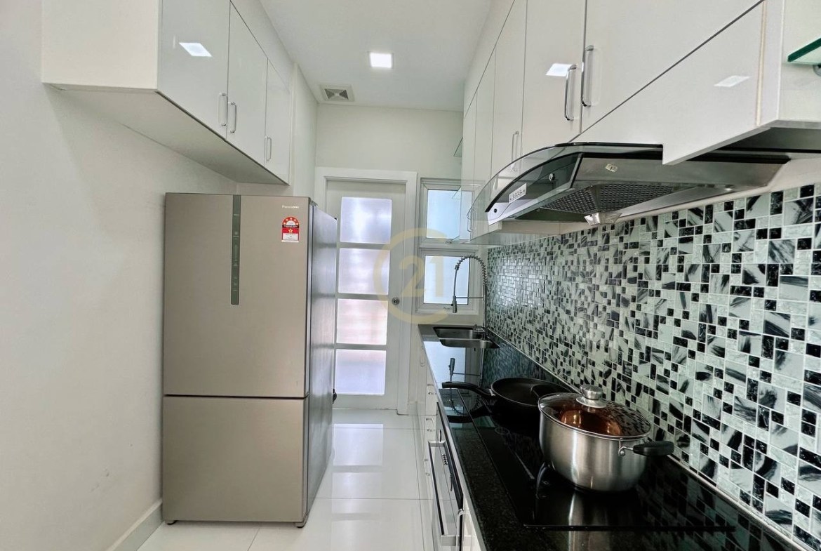 Biggest One Bedroom for rent at Toul Kork
