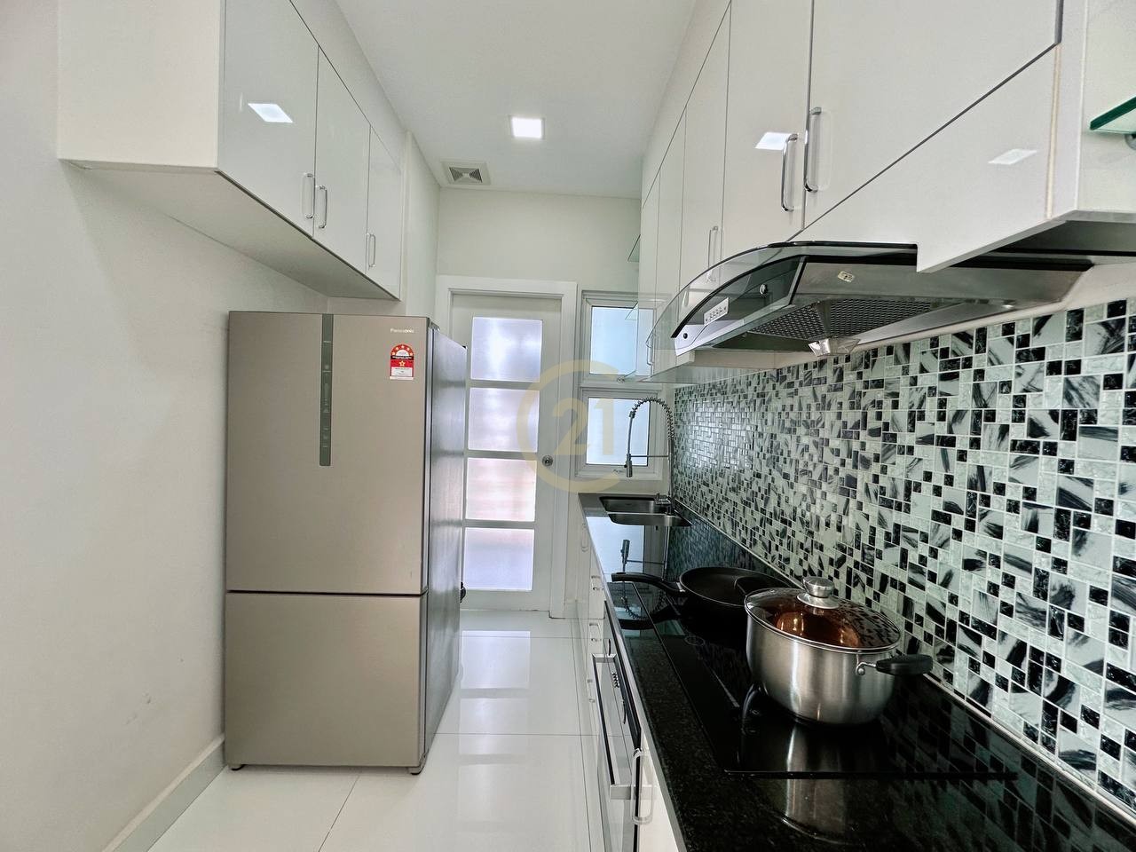 Biggest One Bedroom for rent at Toul Kork