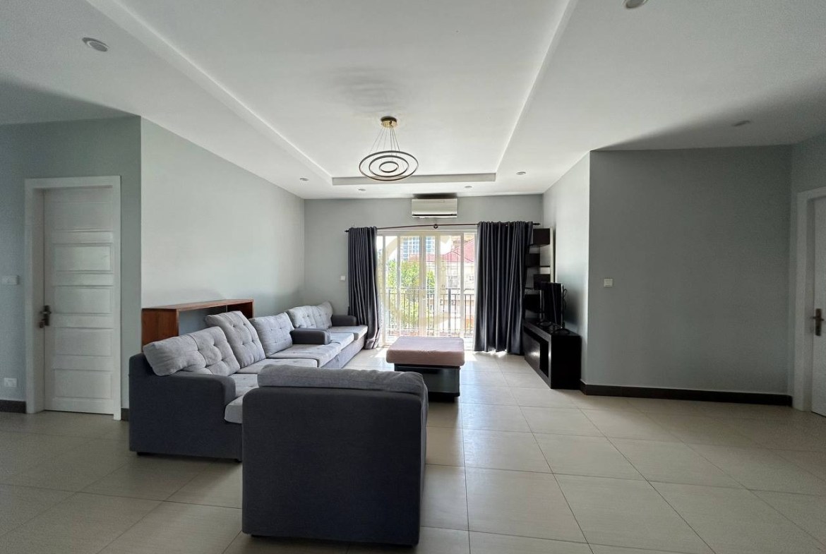 Specious 4 Bedroom at Psar Derm Tkov
