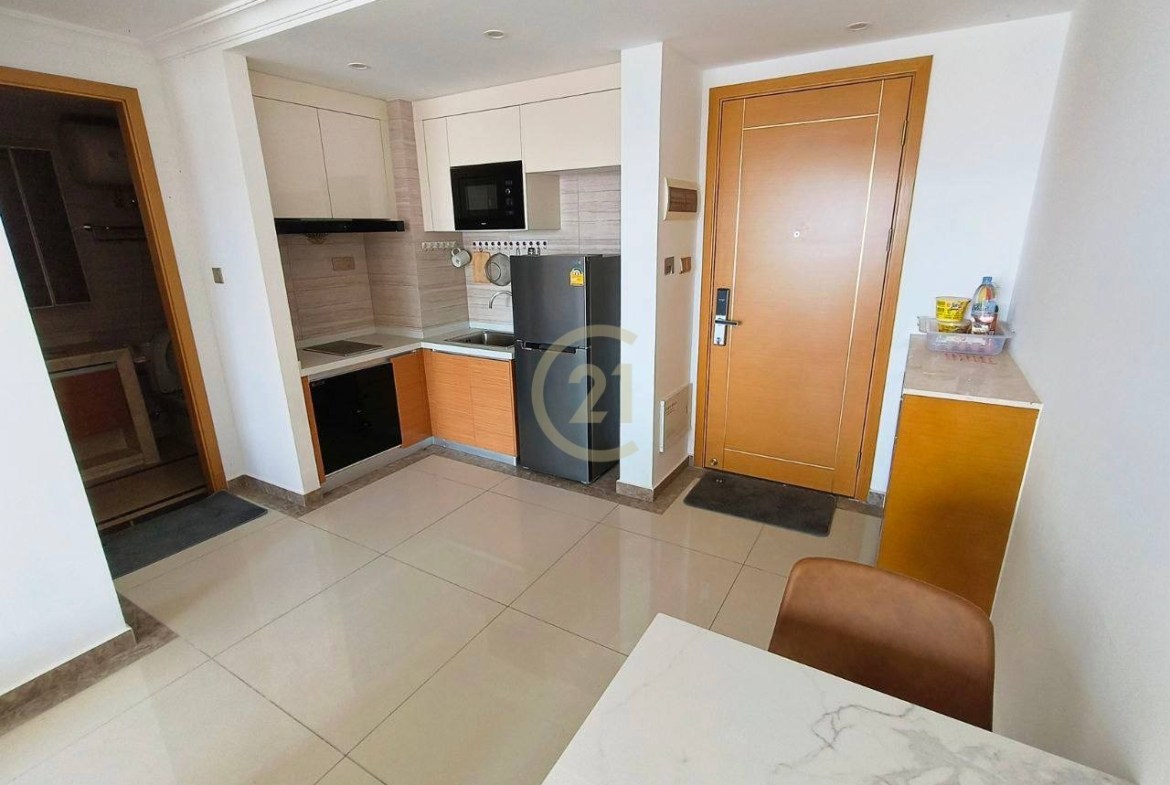 Condo 1 Bedroom for sale at R&F