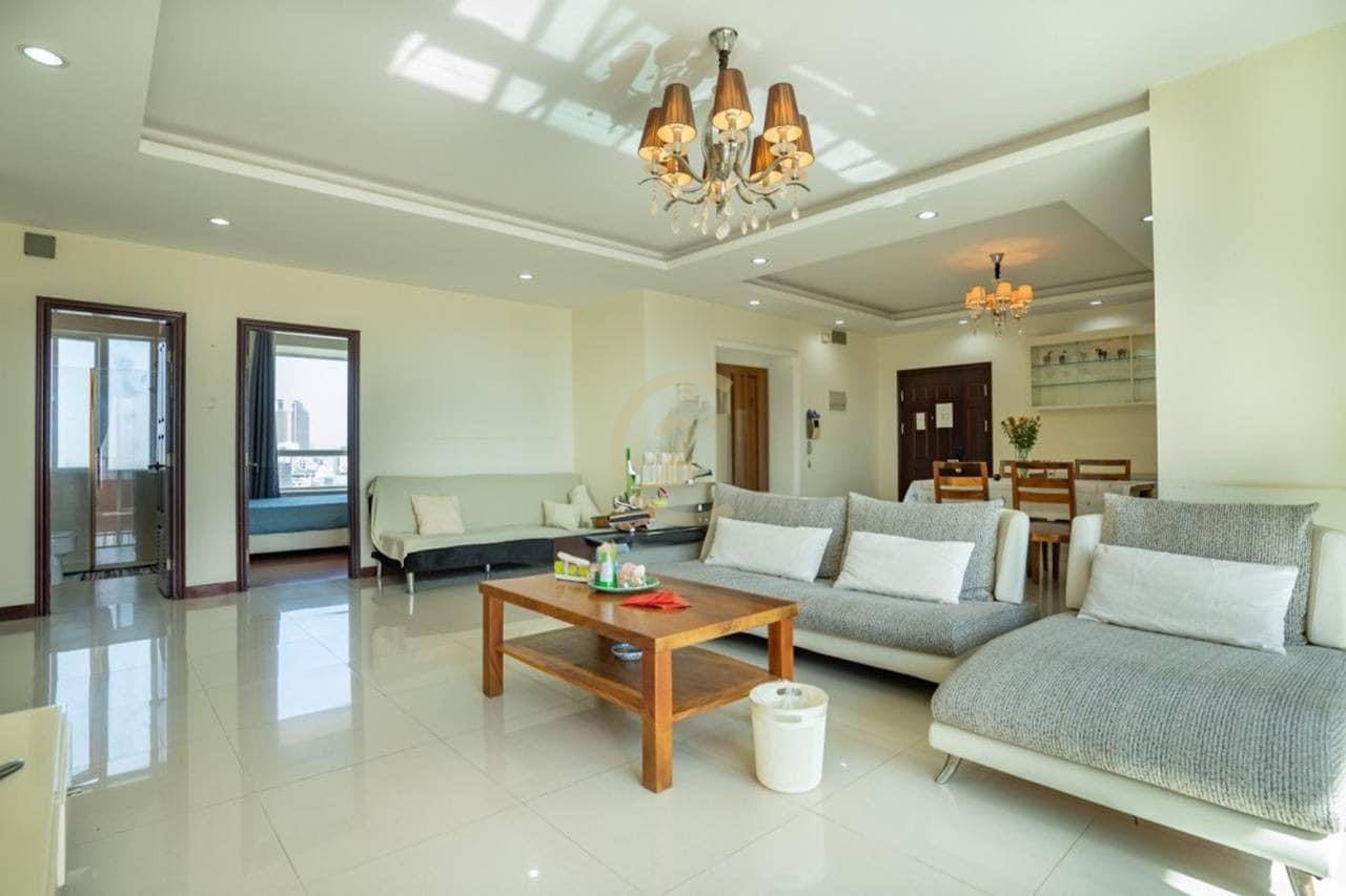 Condo 3 Bedroom for rent at Rose Garden