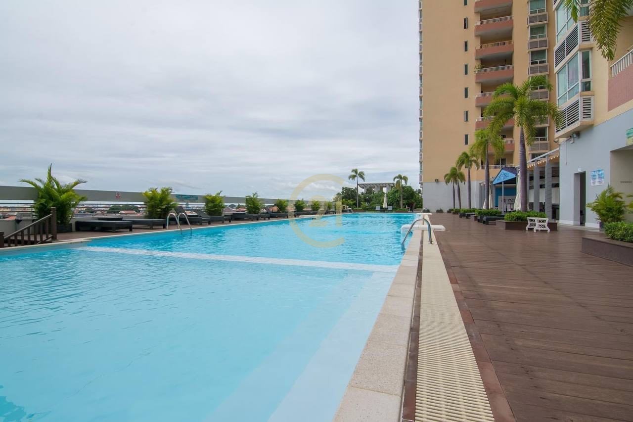 Condo 3 Bedroom for rent at Rose Garden