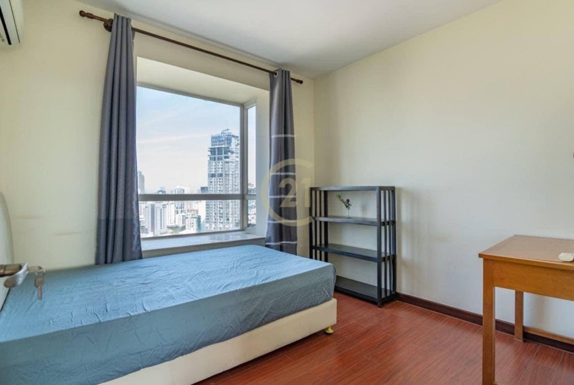 Condo 3 Bedroom for rent at Rose Garden