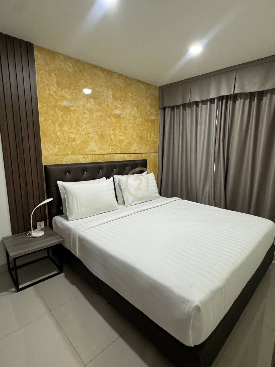 Luxury 3 Bedroom for rent at The Peak