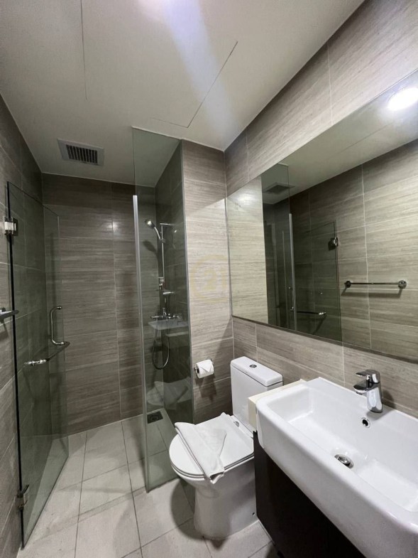Luxury 3 bedroom for rent at The Peak