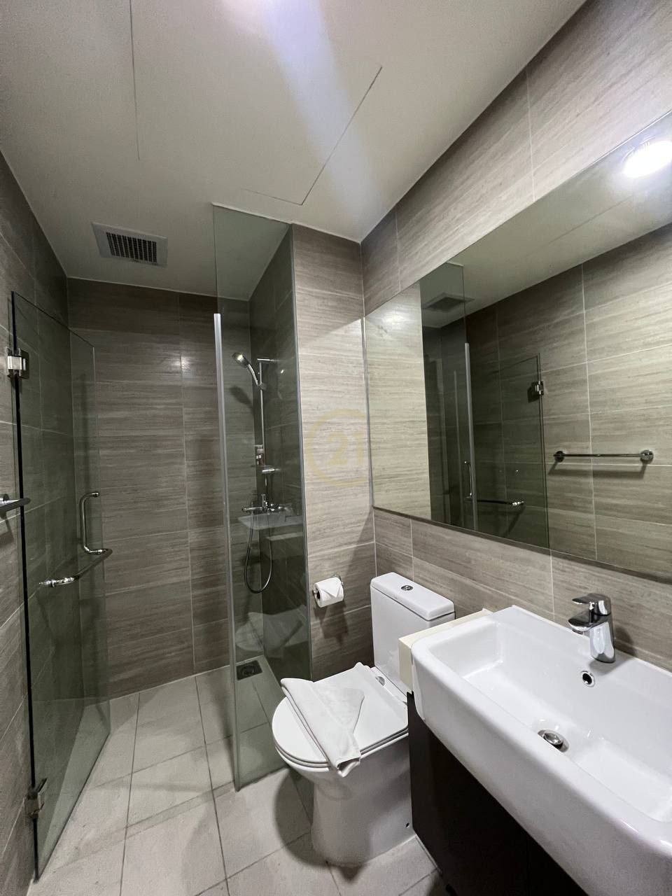 Luxury 3 bedroom for rent at The Peak