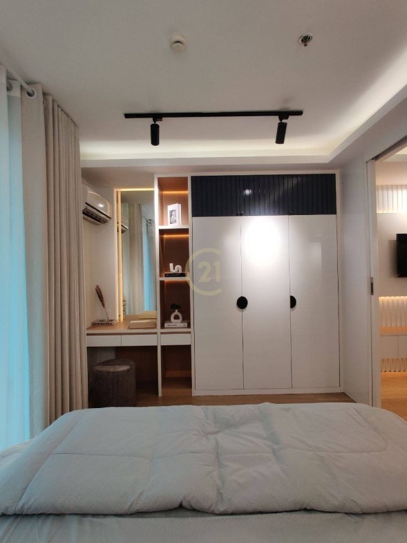 Brand New Condo for rent at Olympia City