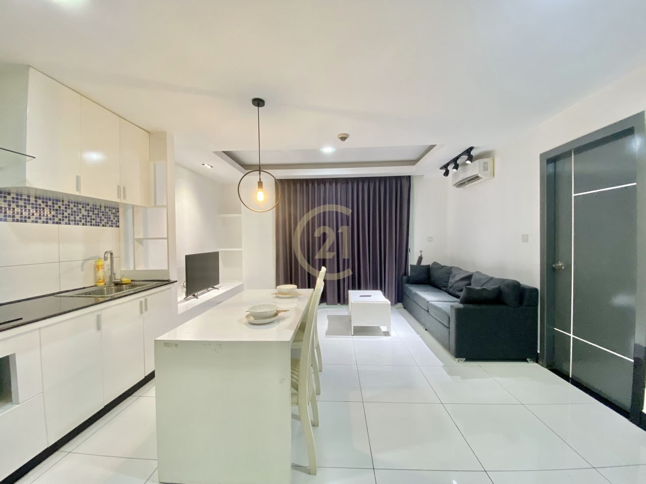 Luxury One Bedroom for rent at BKK3