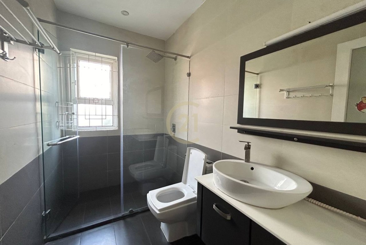 Specious 4 Bedroom at Psar Derm Tkov