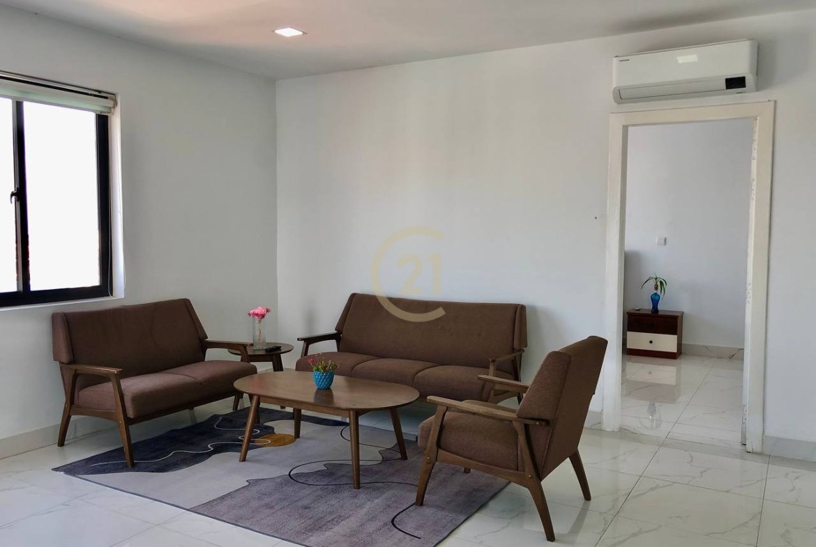 One Bedroom For Rent At Psar Derm Tkhov