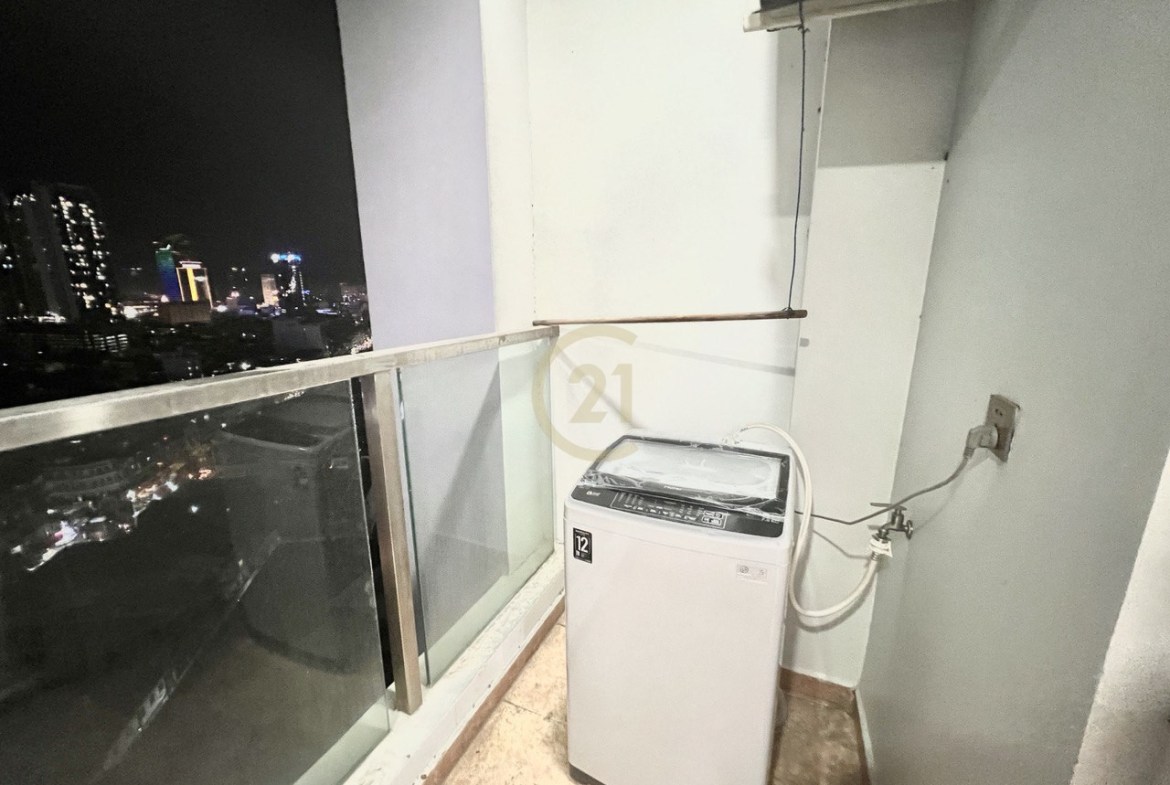Studio Room Condo For rent at Olympia