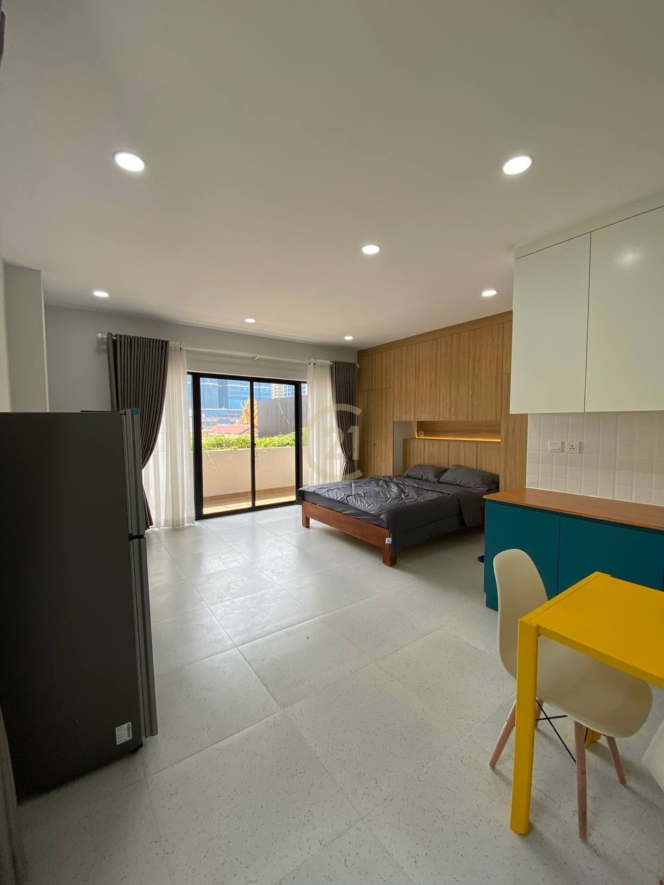 Nice Studio Room For Rent At Olympic