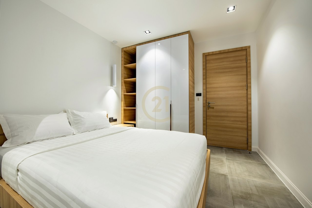 luxury 2 Bedroom for Rent at BKK1