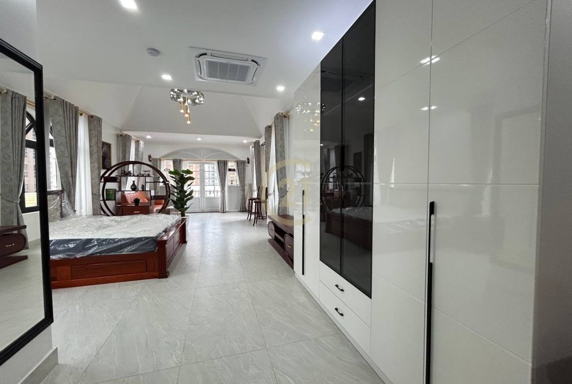 Penthouse 1 Bedroom for Rent at 7 Makara