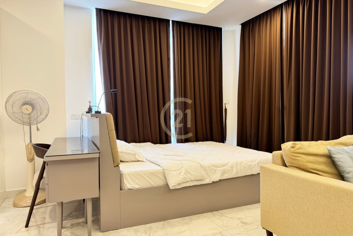Nice Studio Condo For Rent at BKK1