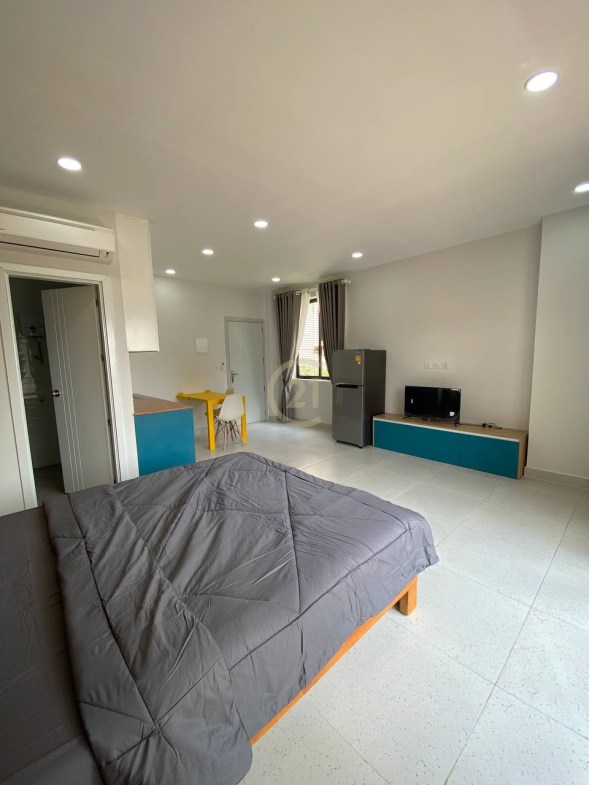 Nice Studio Room For Rent At Olympic