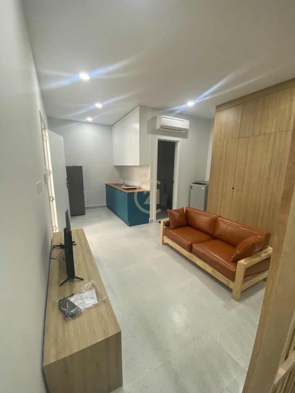 Nice Studio Room For Rent At Olympic
