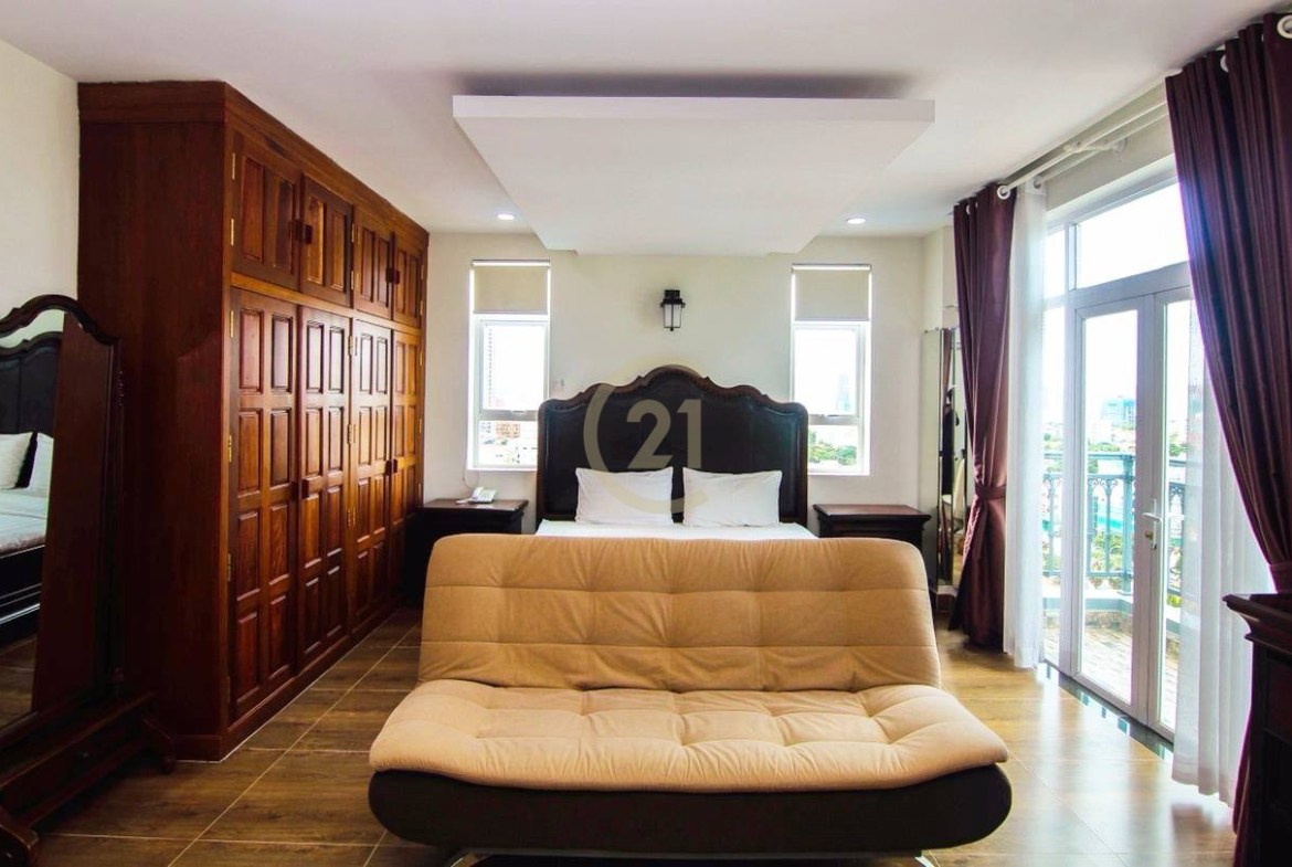 Brand new one bedroom For Rent at Beoug Trobek