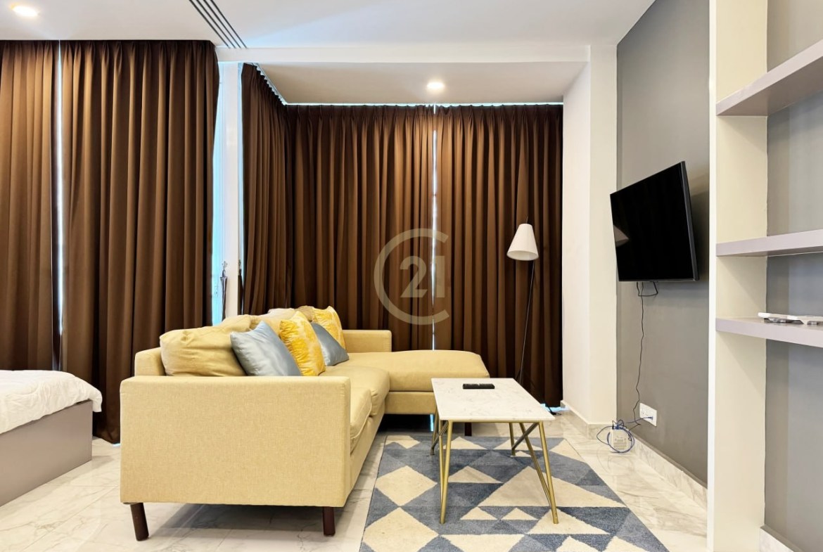 Nice Studio Condo For Rent at BKK1