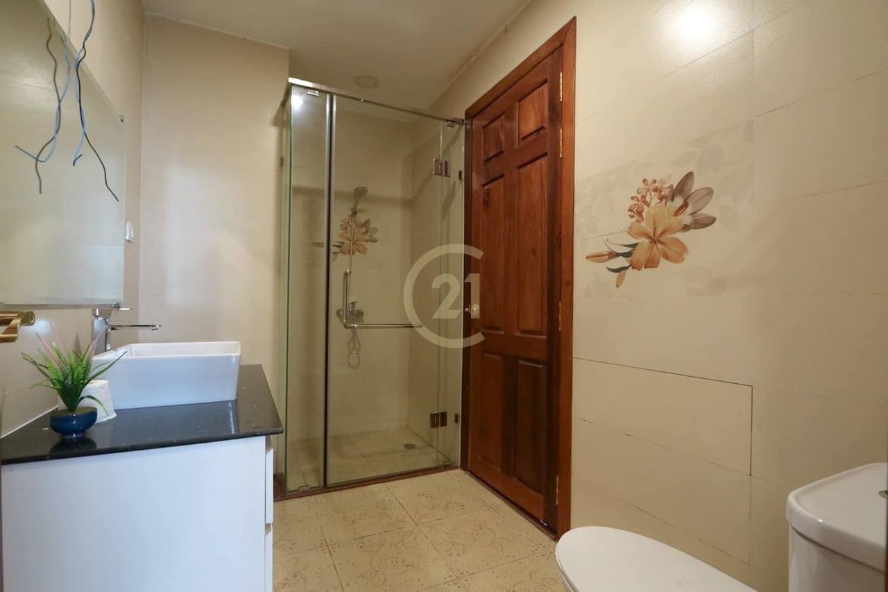 Nice Three Bedroom For Rent At BKK1