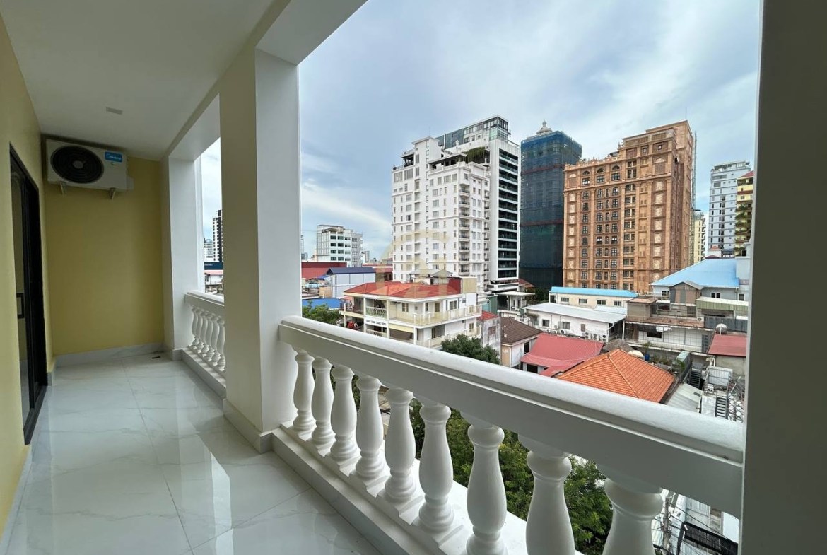 Brand New One Bedroom For Rent At BKK1