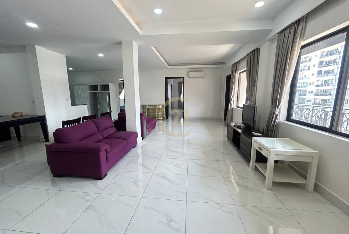 Nice 4 Bedroom For Rent At BKK1