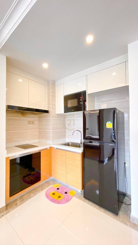 Brand new one bedroom for rent at R&F